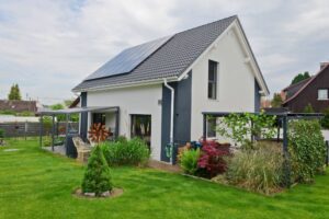 dom modułowy a prefabrykowany
